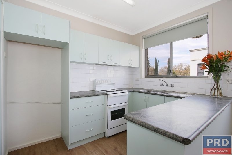 3/523 Kiewa Place ALBURY 4