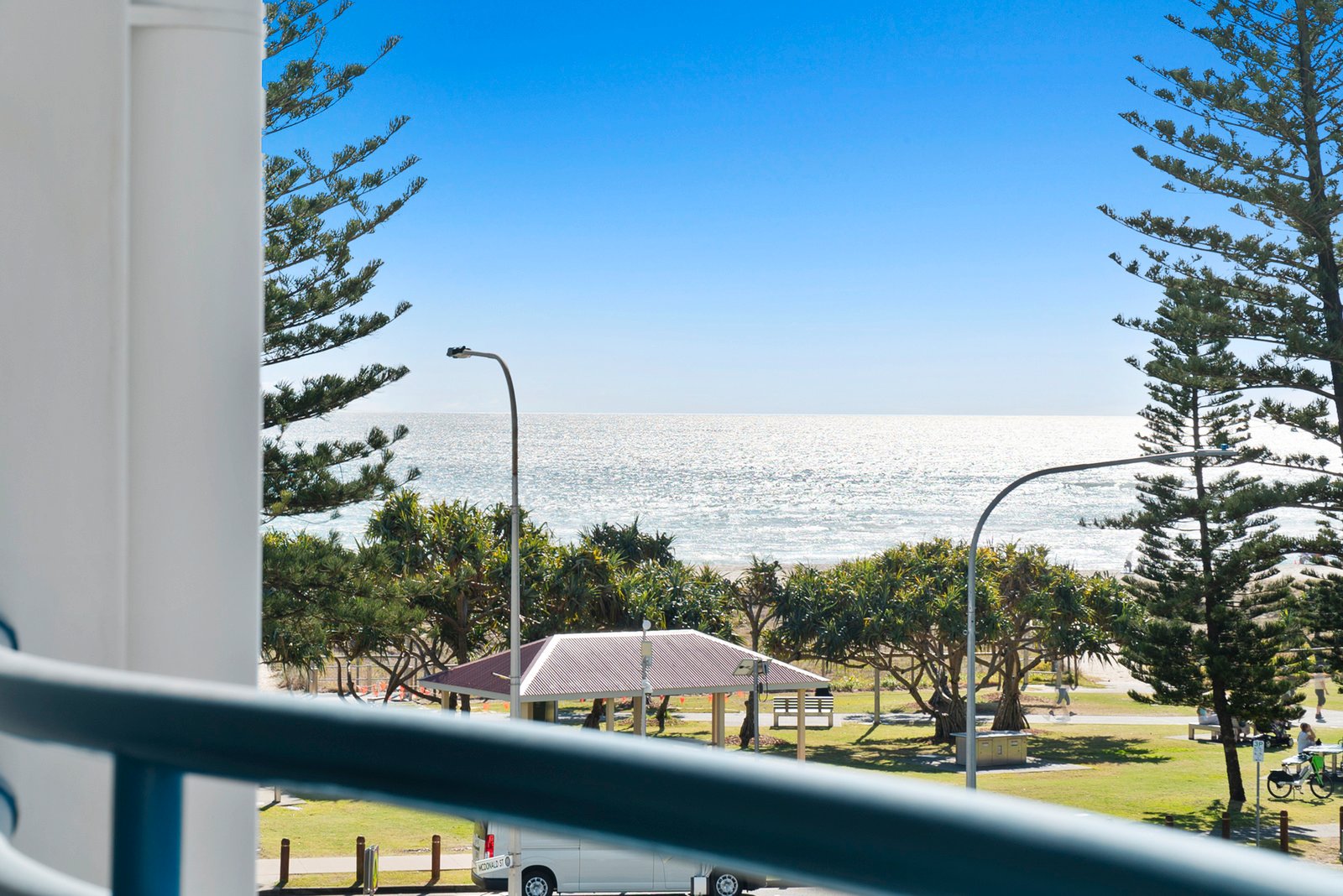 352/99 Griffith Street COOLANGATTA 2