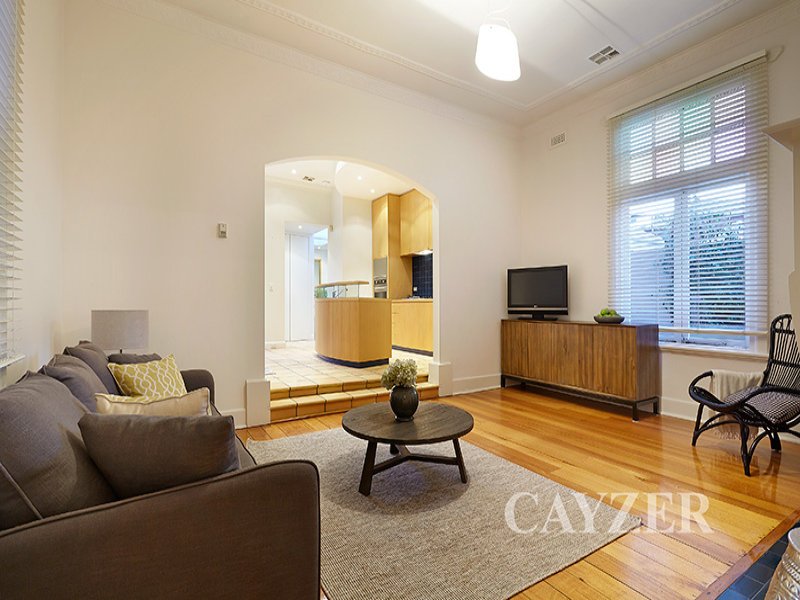 Gallery: 353 Bank Street