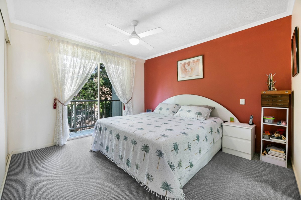 35/4 Park Avenue Burleigh Heads 7