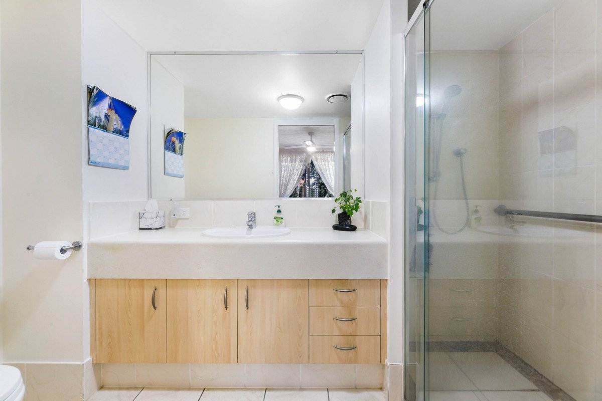 35/4 Park Avenue Burleigh Heads 10