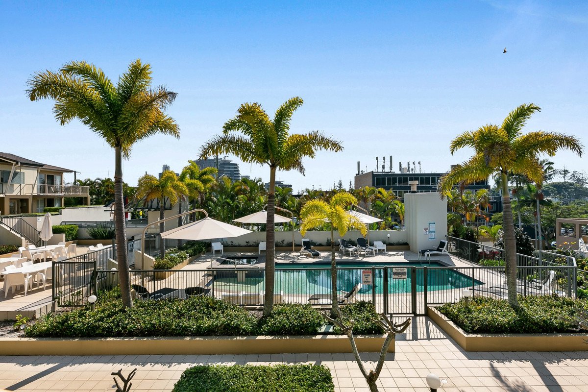 35/4 Park Avenue Burleigh Heads 11
