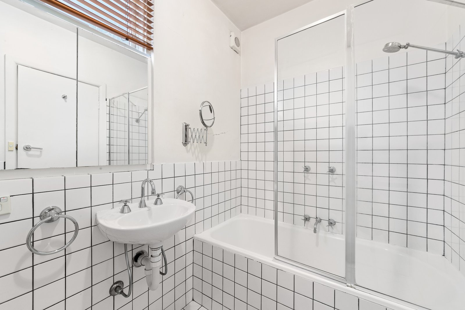 Gallery: 3/54 Tennyson Street