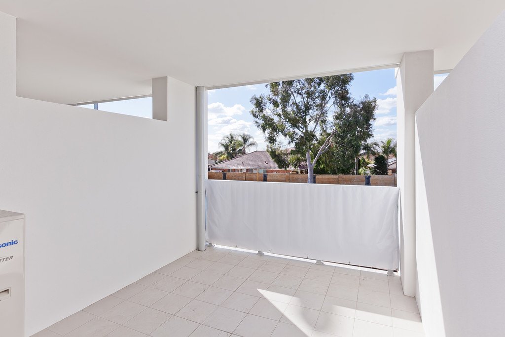 35/412 Ranford Road CANNING VALE 11