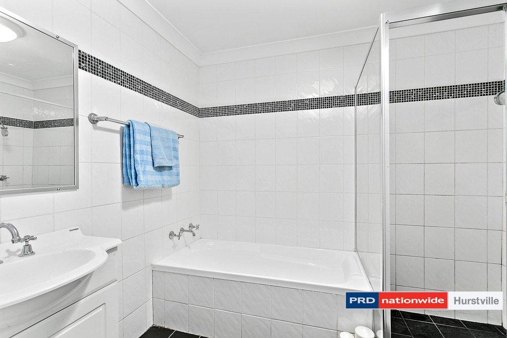 35/42 West Street HURSTVILLE 4