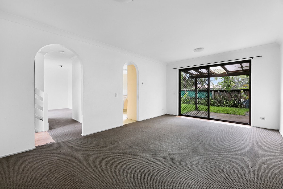 35/5-15 Galeen Drive Burleigh Heads 3