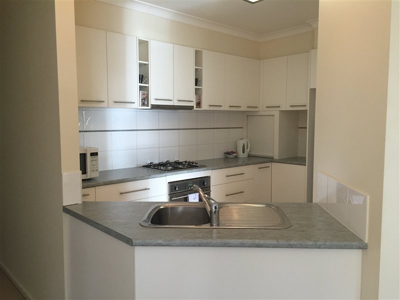 3/55 Allingham Street GOLDEN SQUARE 2