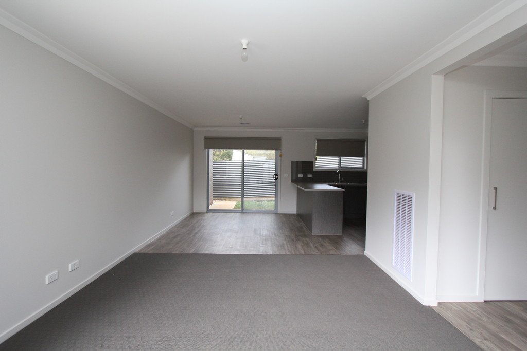 3/55 Clunes Road CRESWICK 2