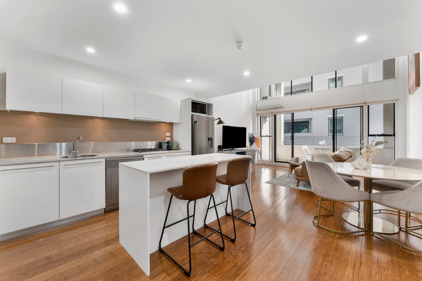Gallery: 3/55 Johnston Street
