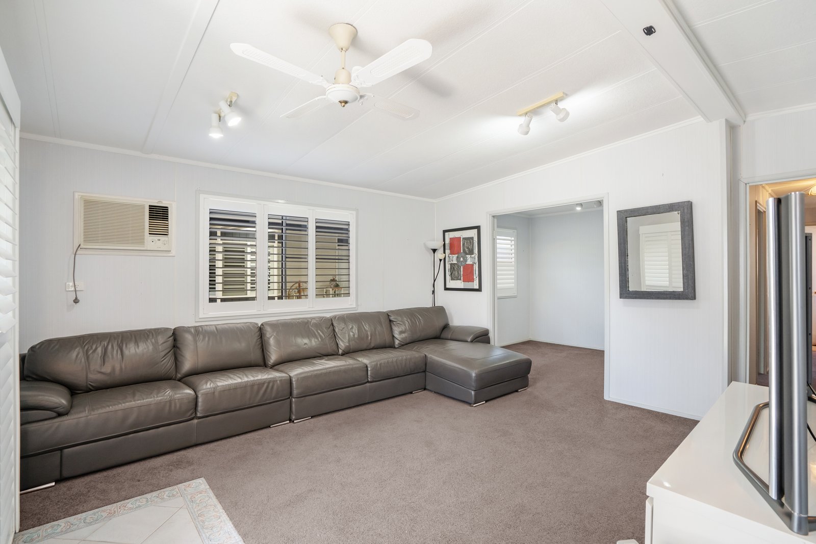 35/554 Gan Gan Road ONE MILE 5