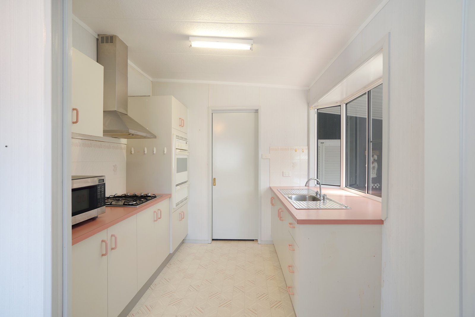 35/554 Gan Gan Road ONE MILE 10