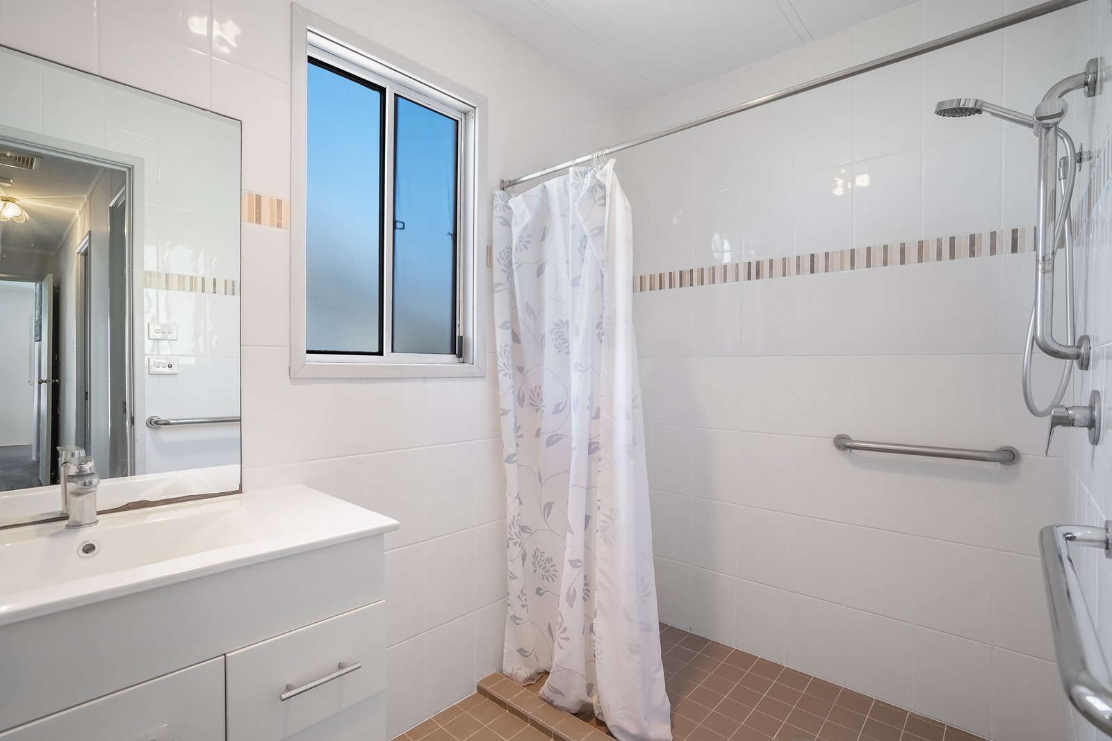 35/554 Gan Gan Road ONE MILE 15