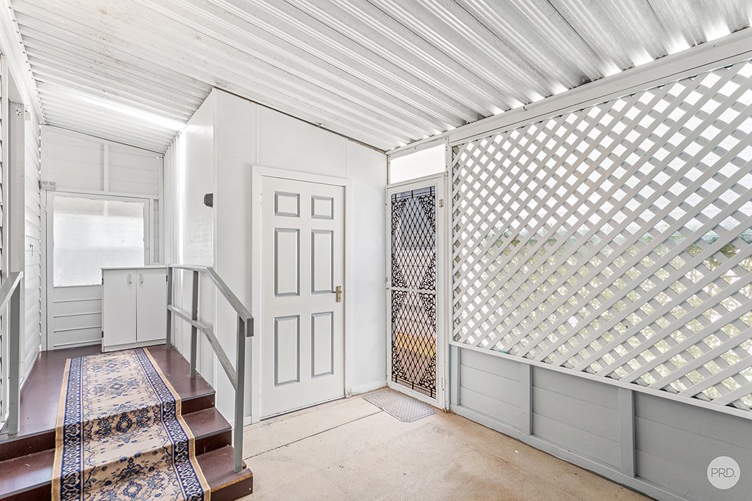 35/554 Gan Gan Road ONE MILE 3