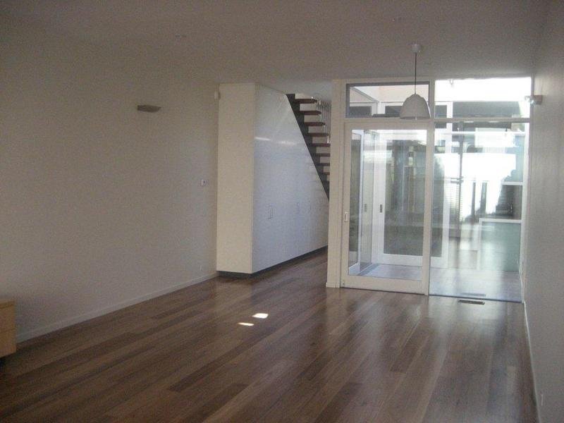 Gallery: 356 Danks Street