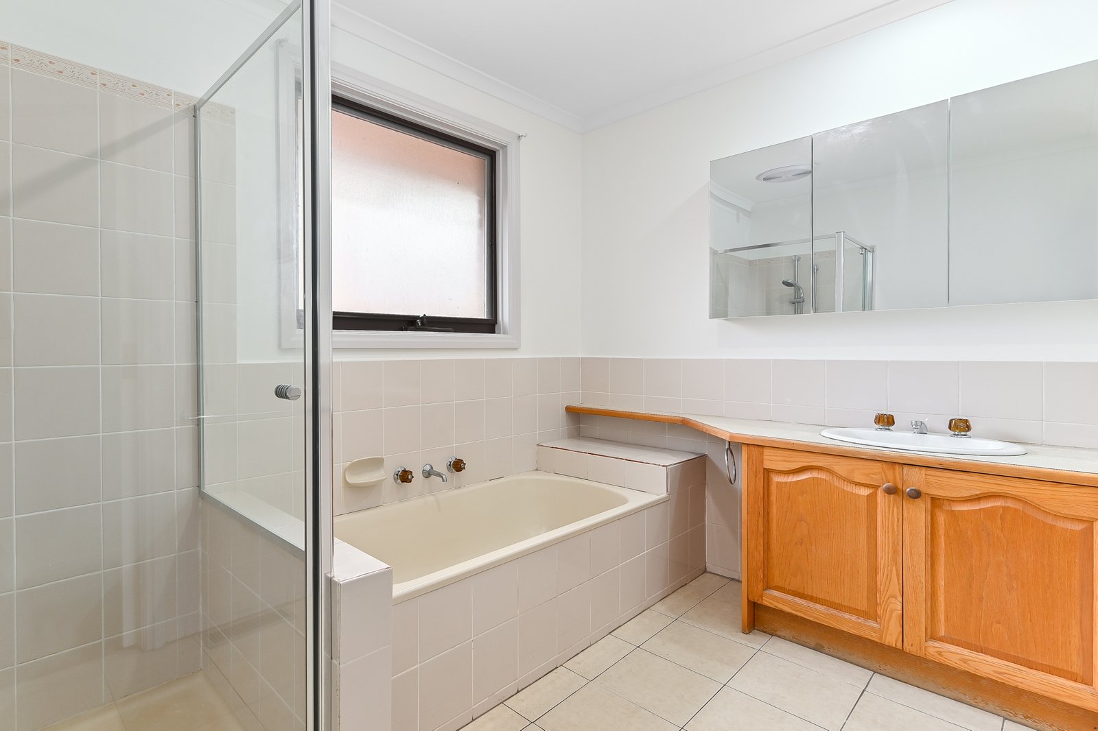 Gallery: 3/57 Ashburn Grove