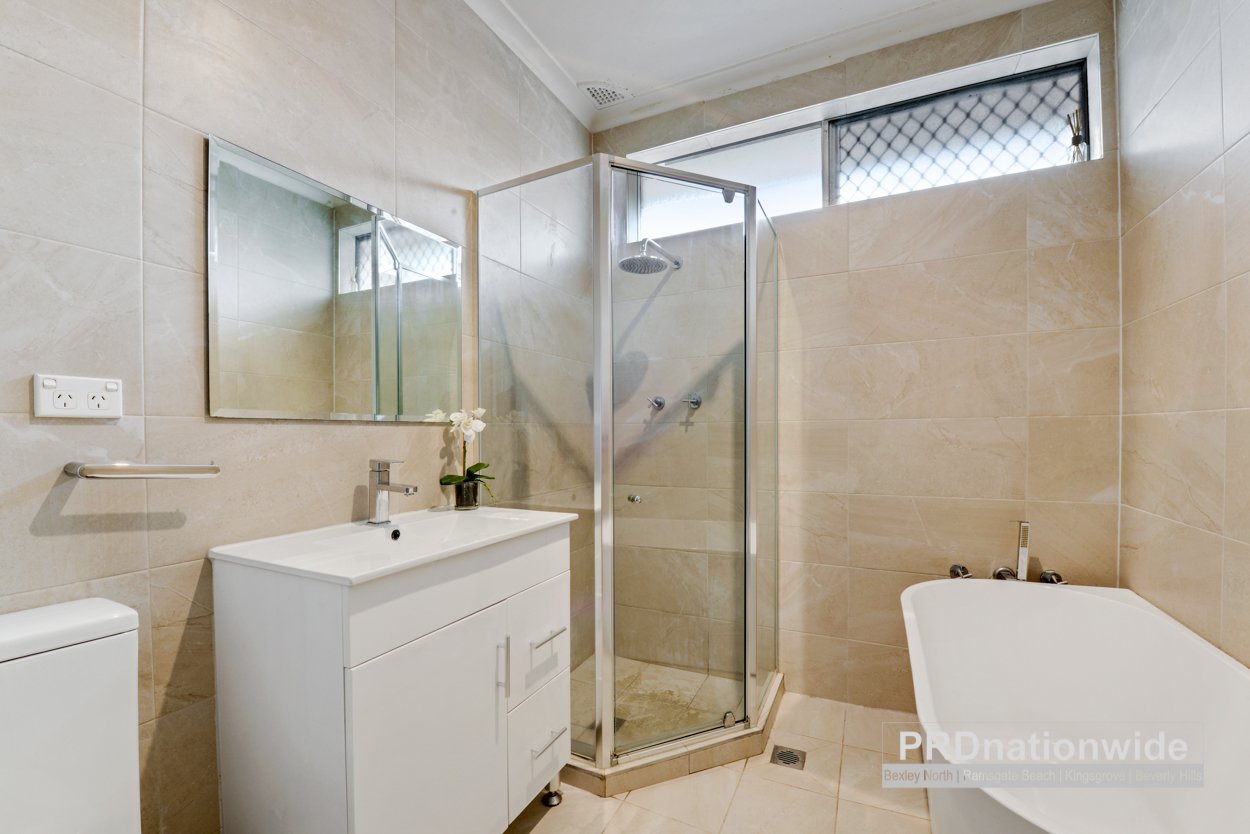 3/58-60 Chuter Avenue RAMSGATE BEACH 5