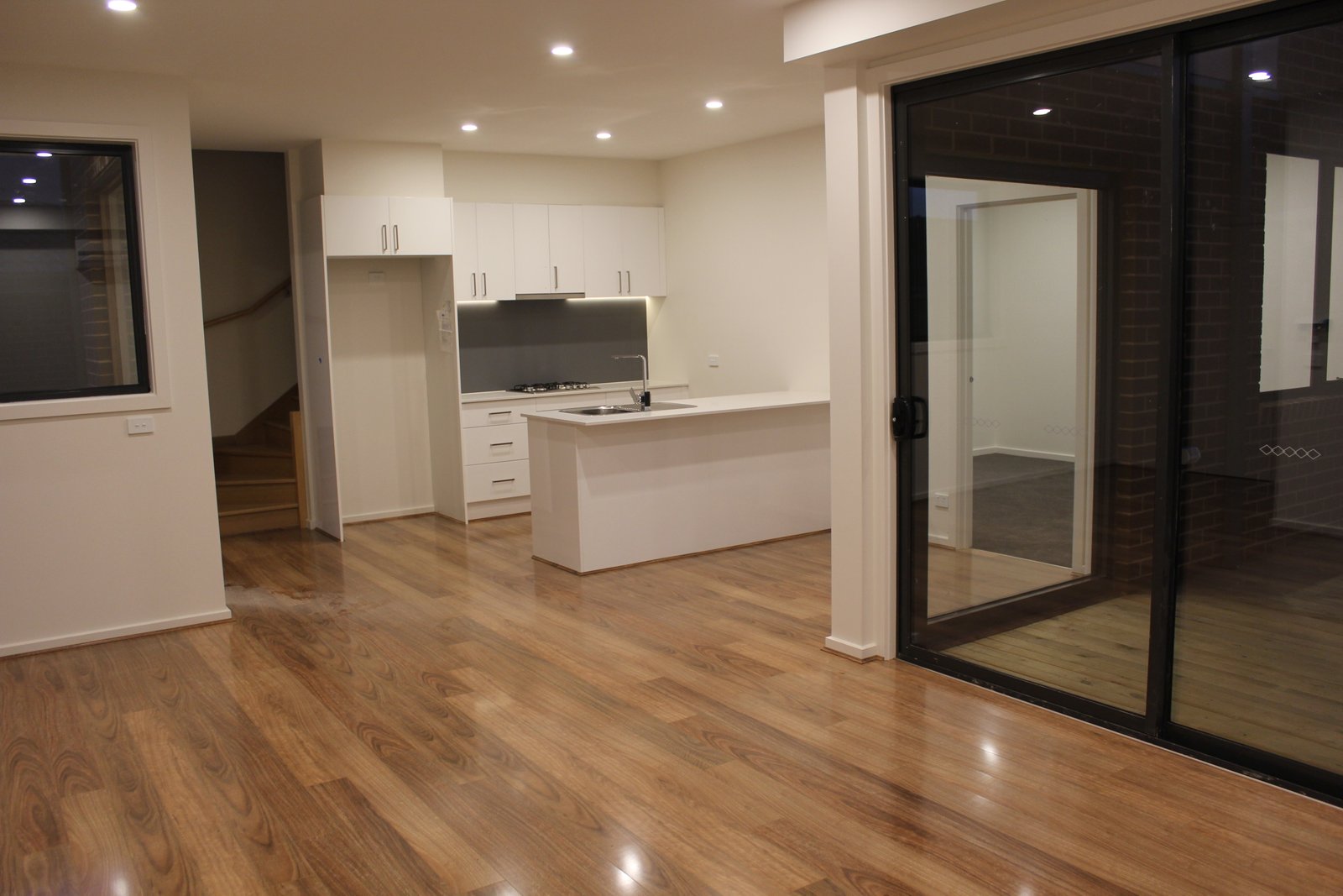 Gallery: 3/58 Highland Avenue