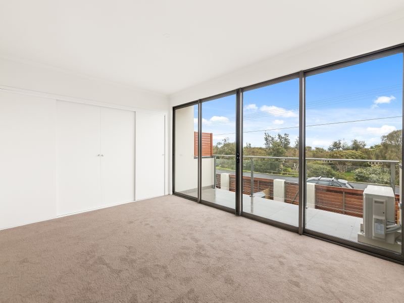 Gallery: 3/58 Nepean Highway