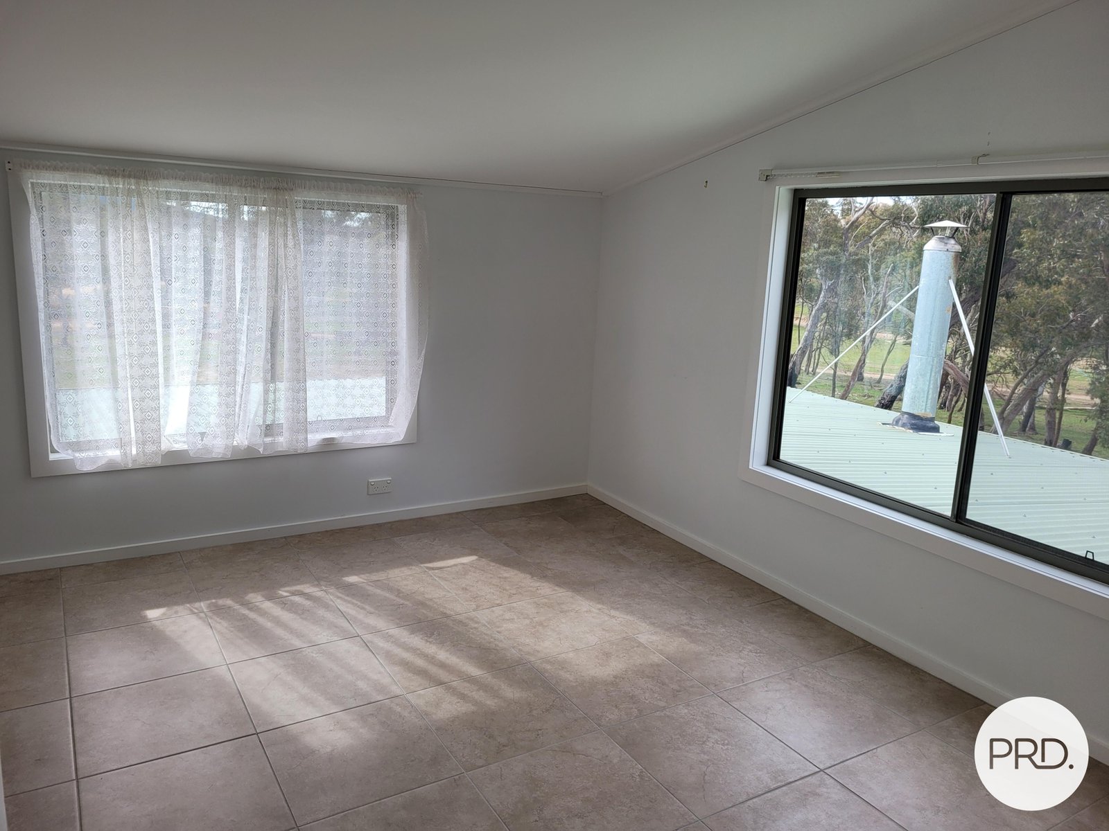 3580 Kings Highway BUNGENDORE 9