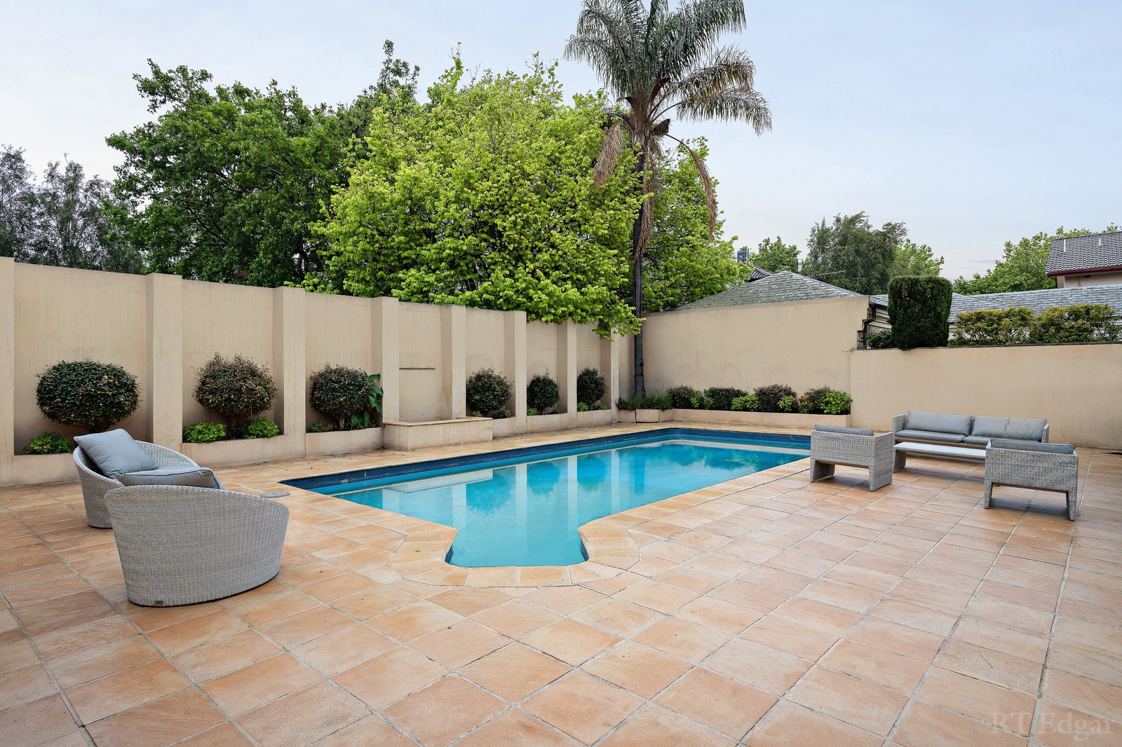 Real Estate and Property in 359 St Kilda Street, Brighton, VIC