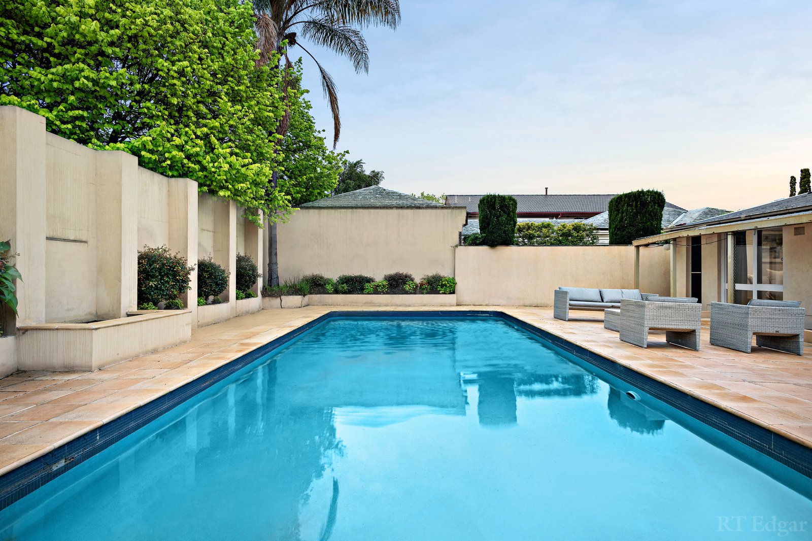 Real Estate and Property in 359 St Kilda Street, Brighton, VIC