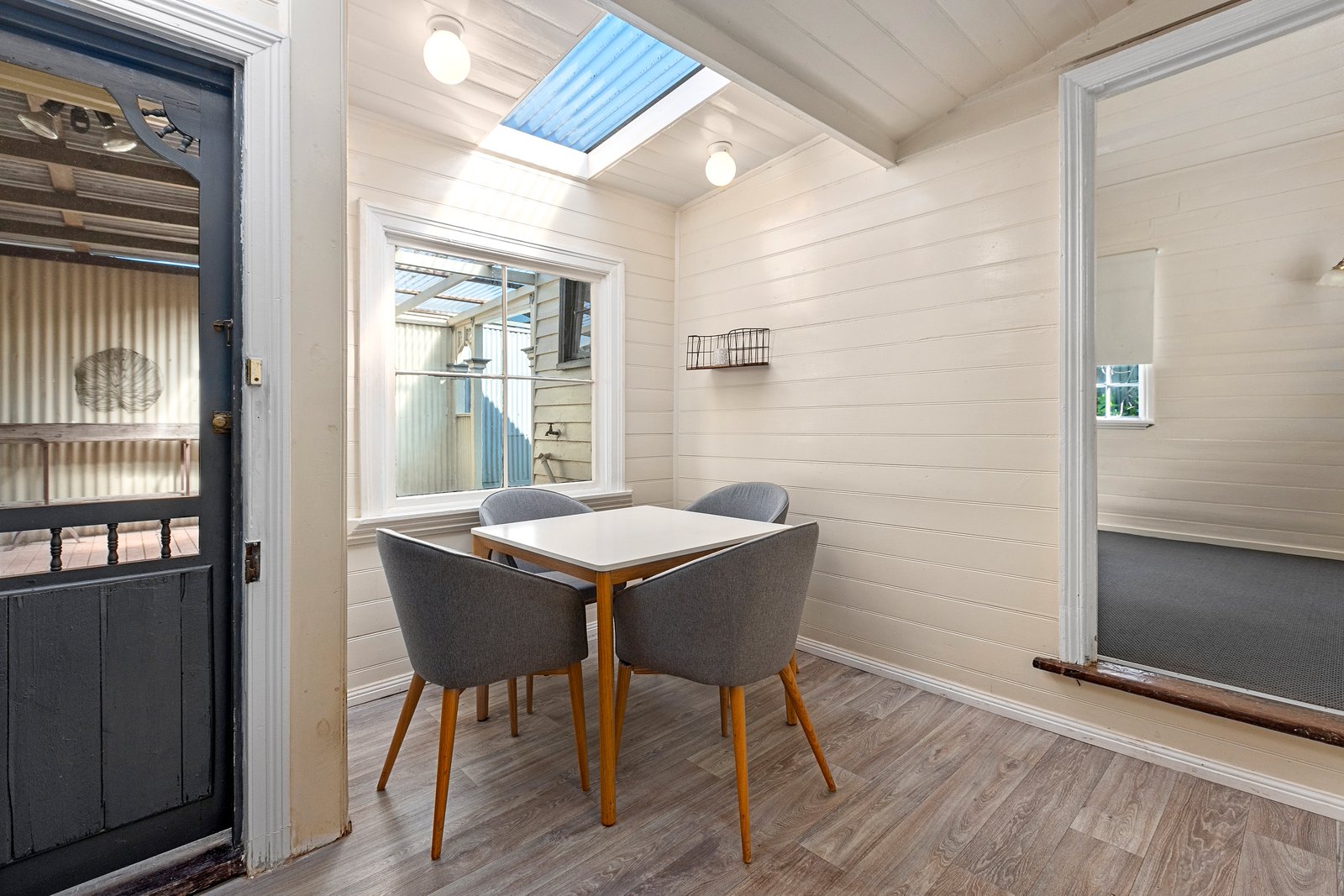 Gallery: 35A Honeysuckle St