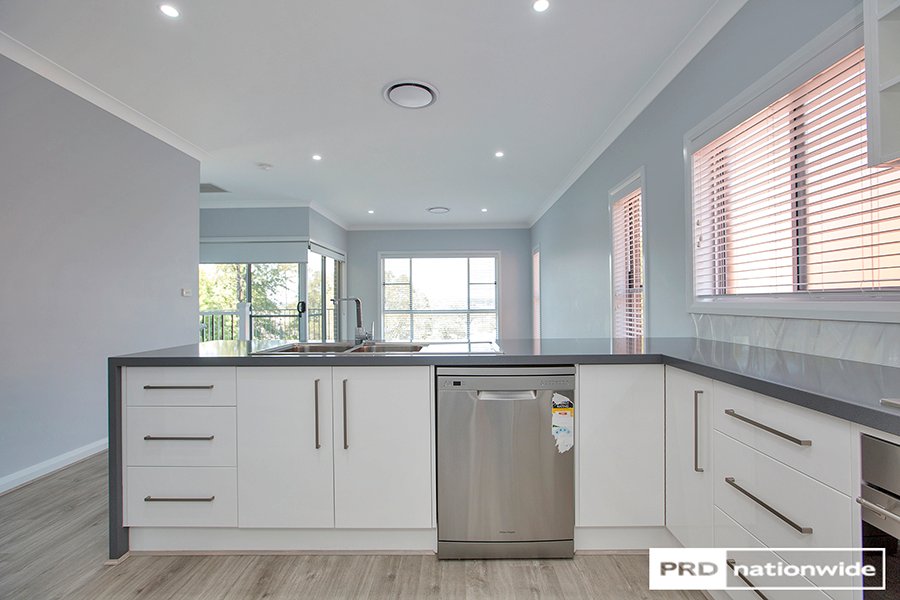 35A Johnston Street TAMWORTH 5