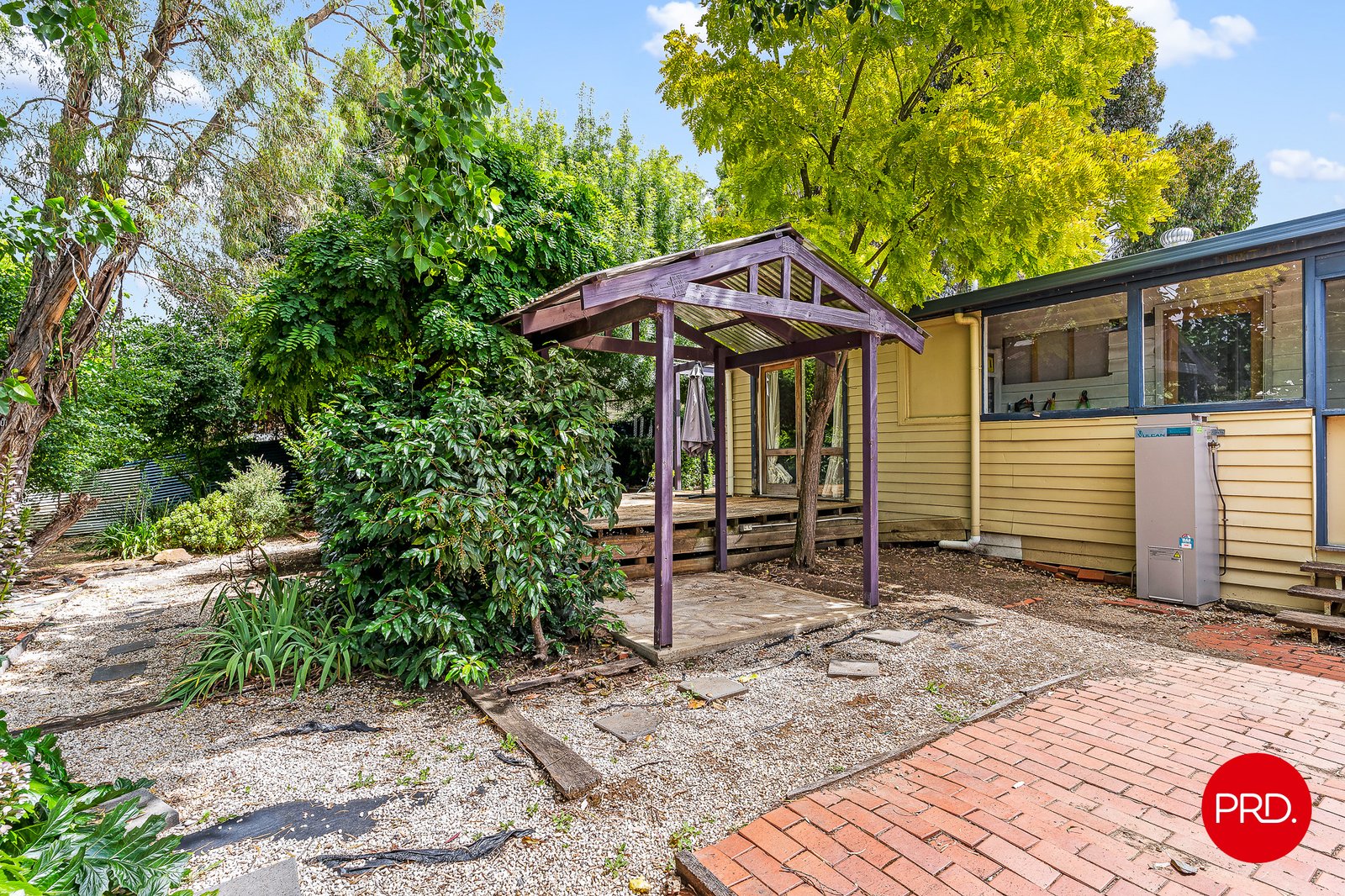 35A Macdougall Road GOLDEN SQUARE 14