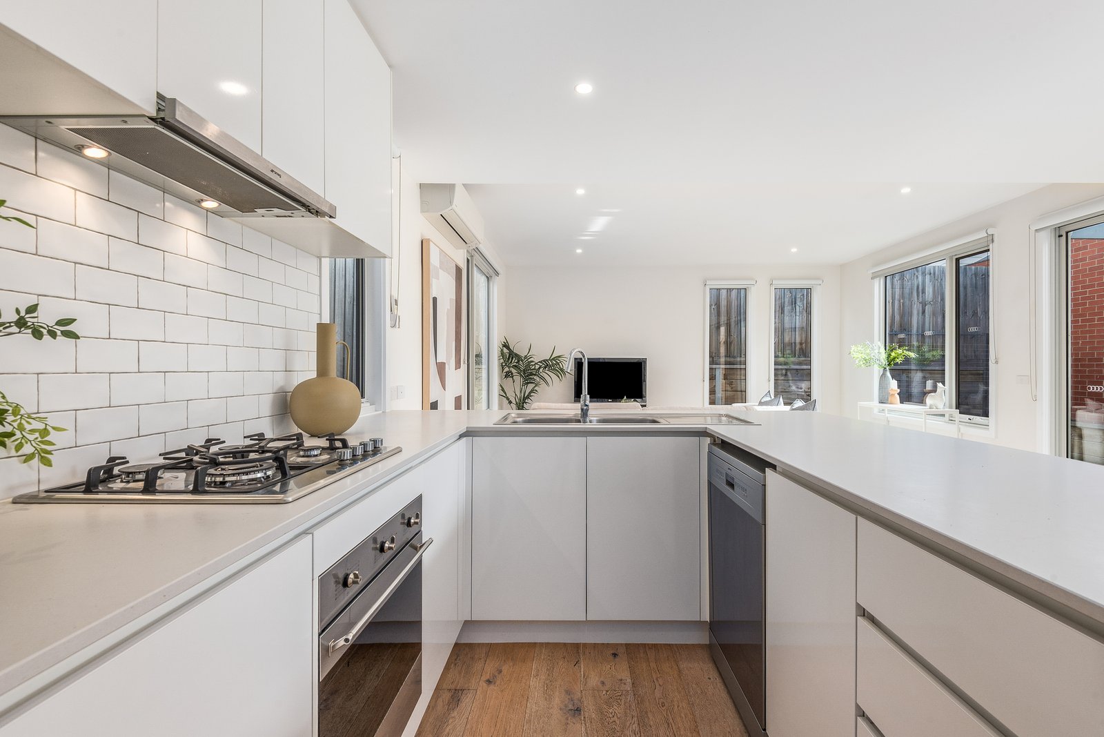 Gallery: 35A Seaview Parade