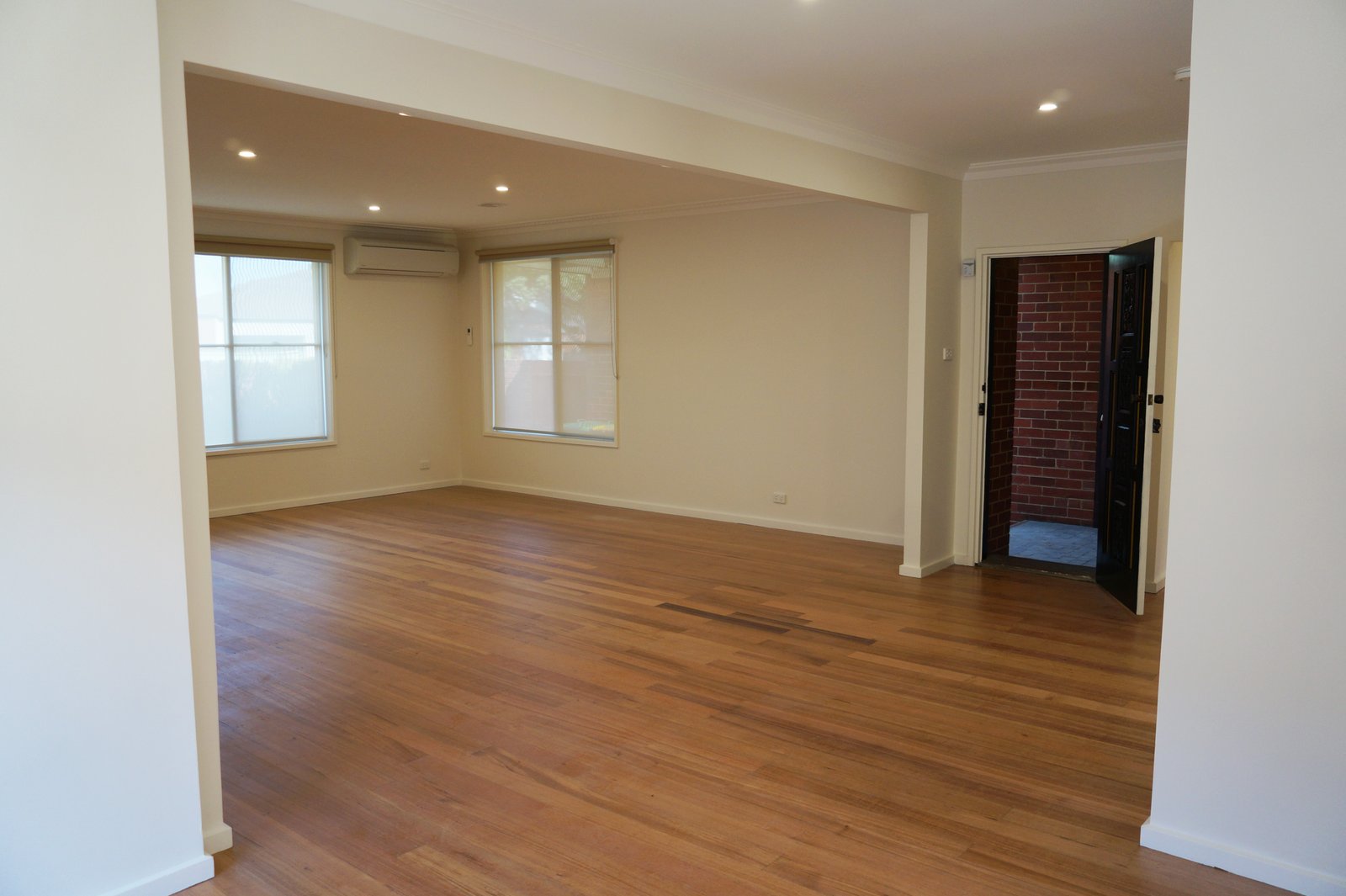 Gallery: 35A Wards Grove