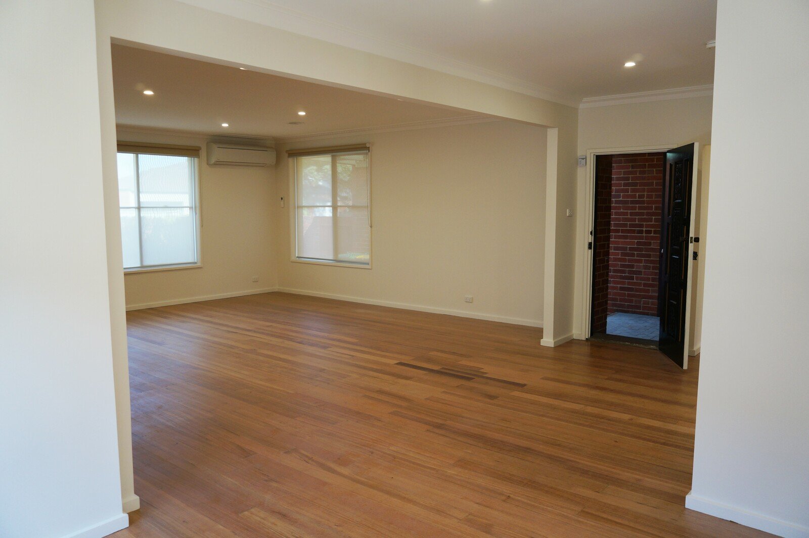 Gallery: 35A Wards Grove