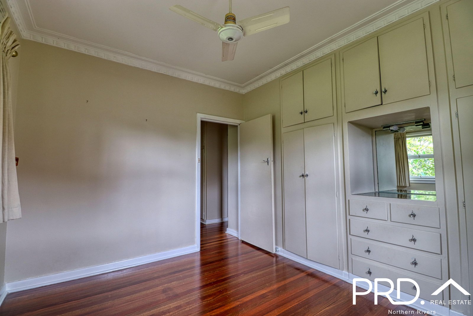 35B Hickey Street CASINO 12