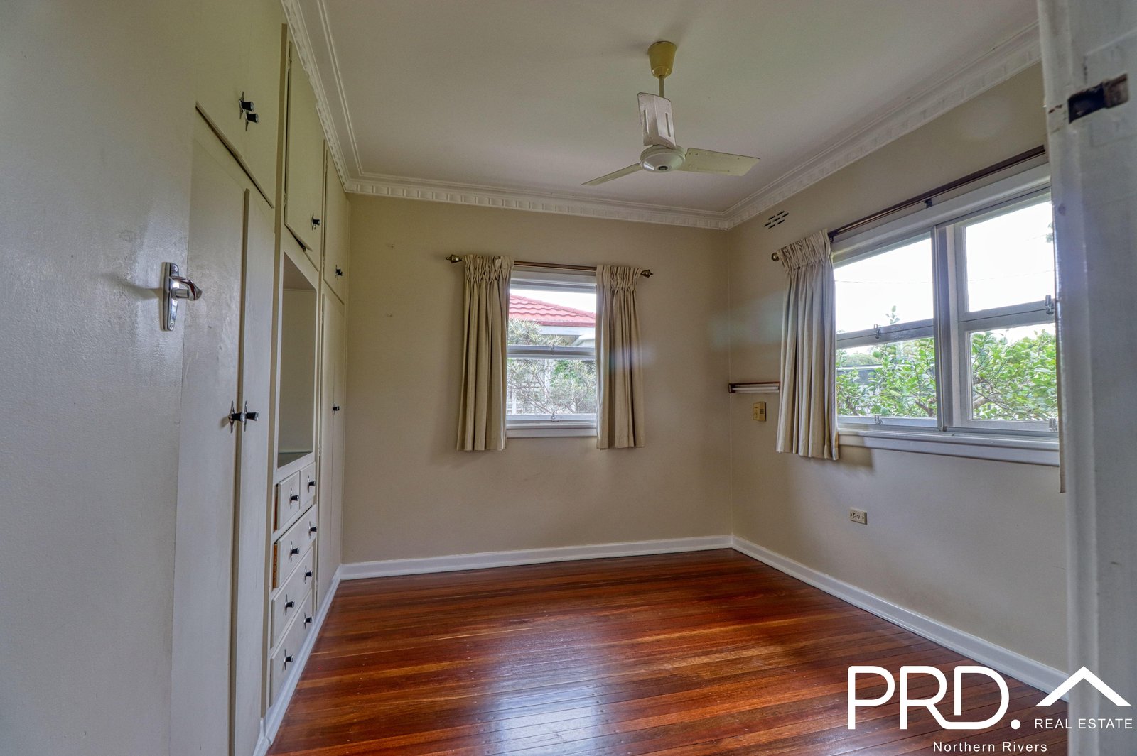 35B Hickey Street CASINO 13