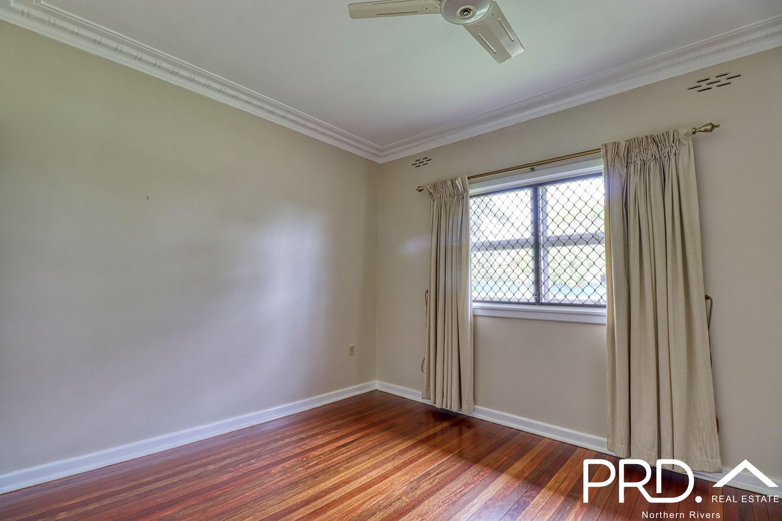 35B Hickey Street CASINO 18