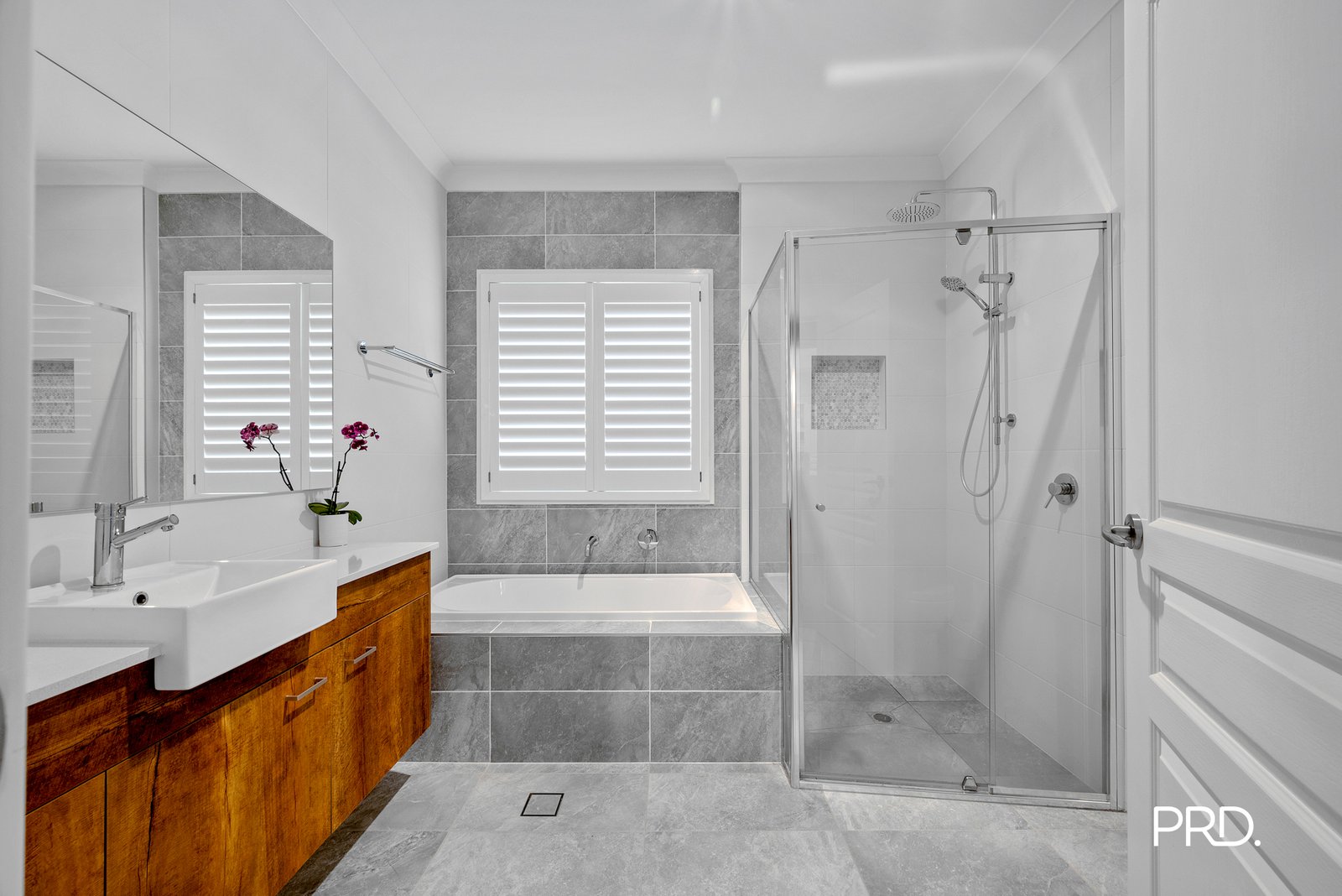 36 & 36A Resthaven Way SILVERDALE 7