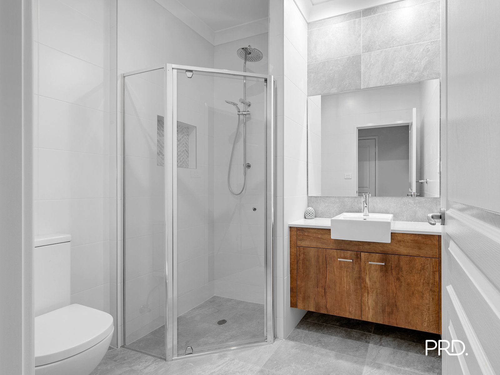 36 & 36A Resthaven Way SILVERDALE 9