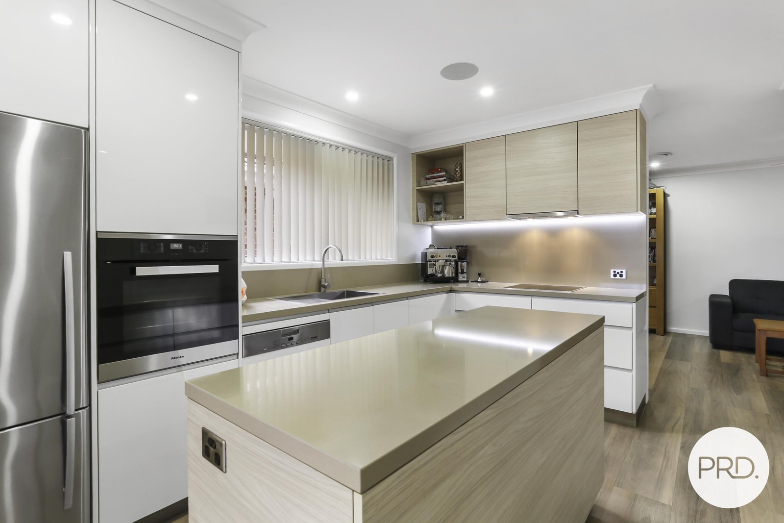 3/6-8 Darren Avenue KANAHOOKA 2