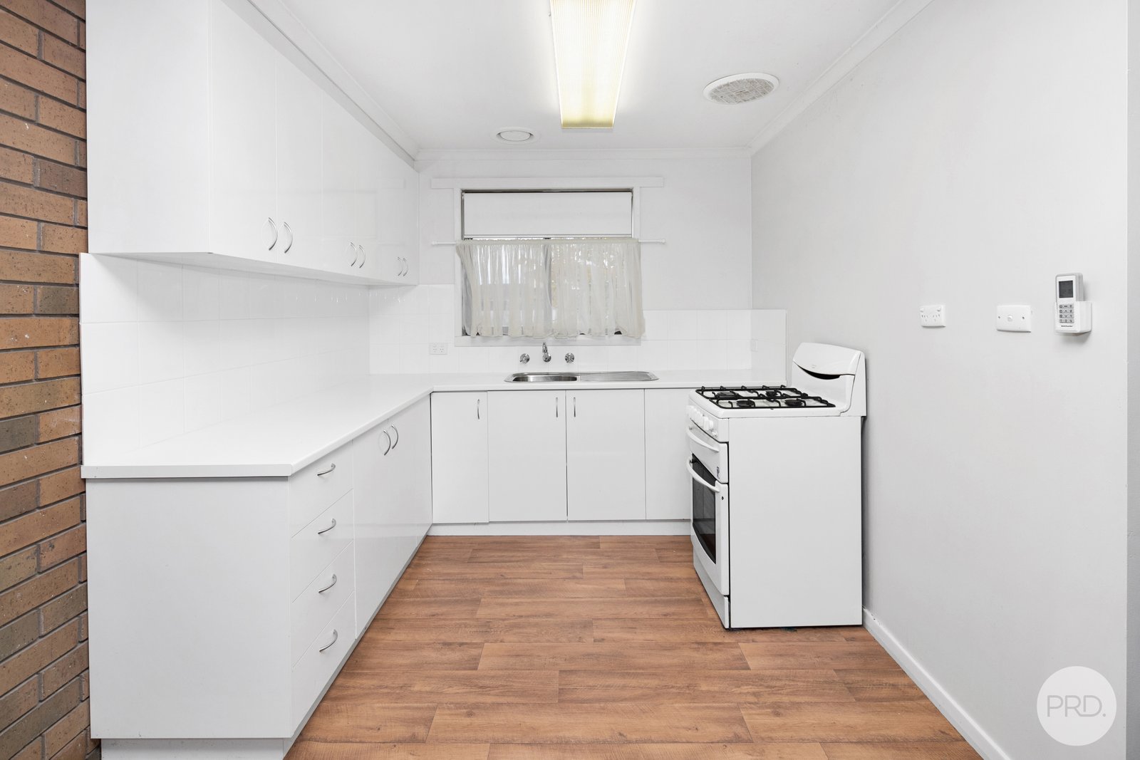 3/6 Alfred Street SEBASTOPOL 8