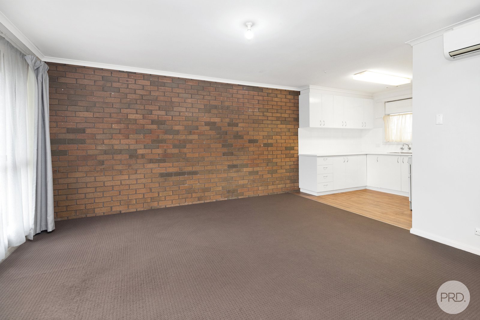3/6 Alfred Street SEBASTOPOL 11