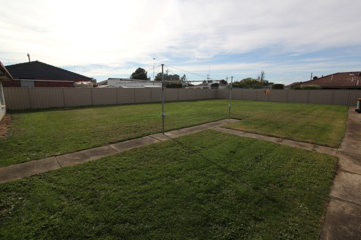 3/6 Aminya Avenue DELACOMBE 6