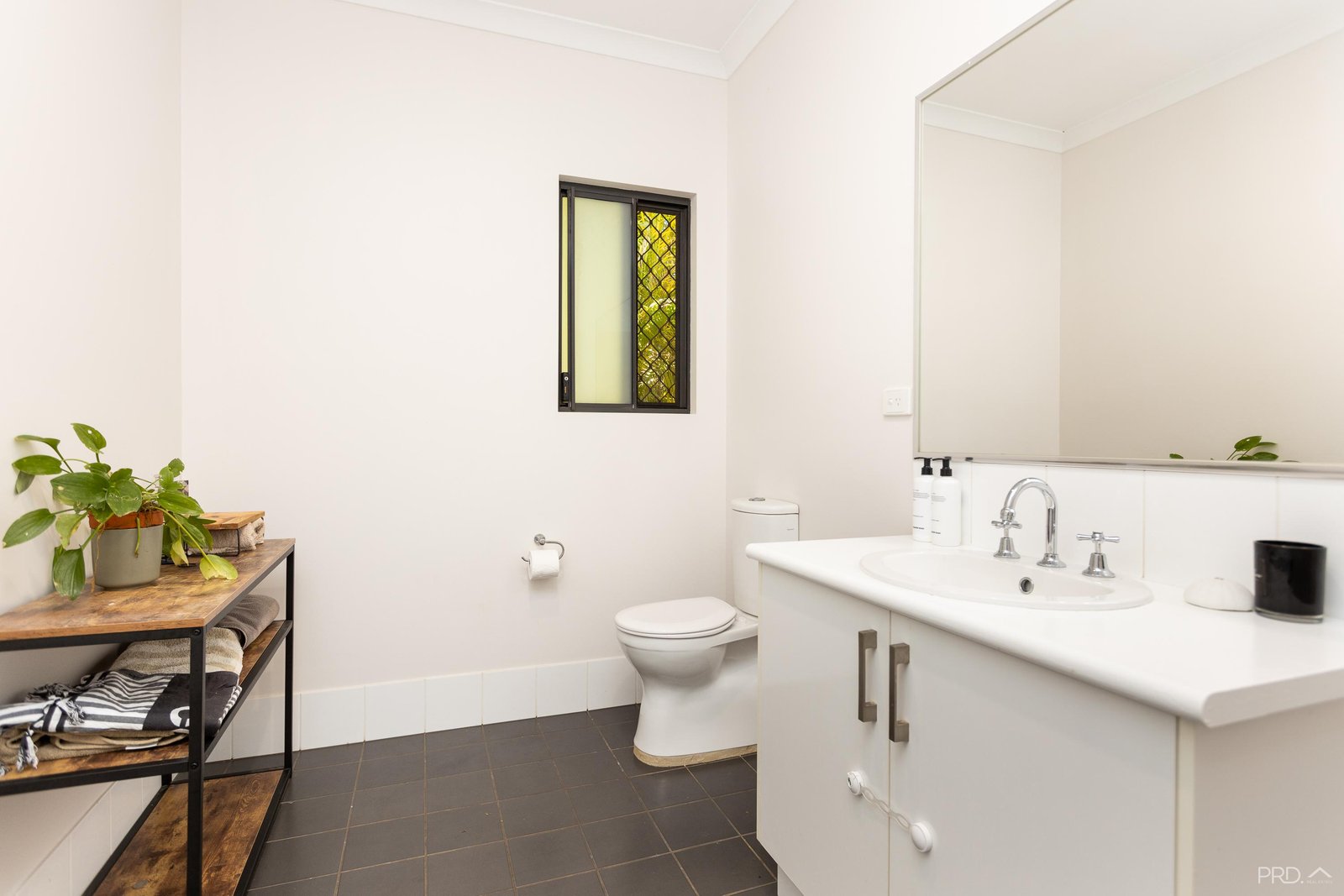 36 Anne Street BROOME 6