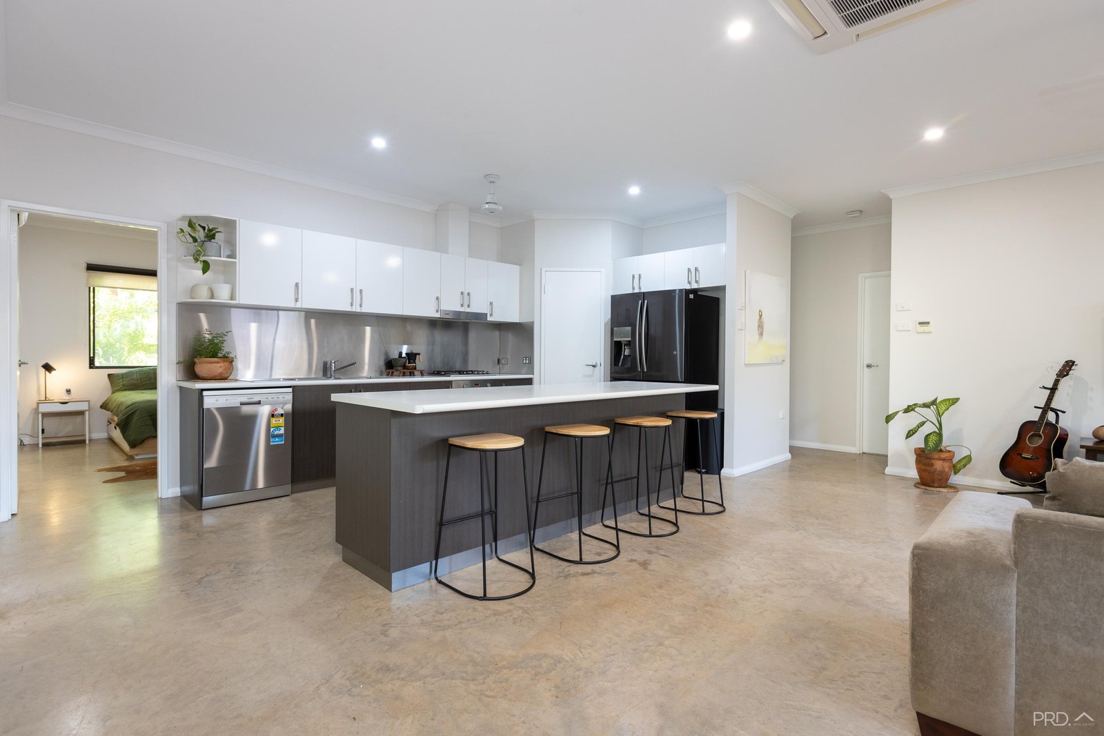 36 Anne Street BROOME 10