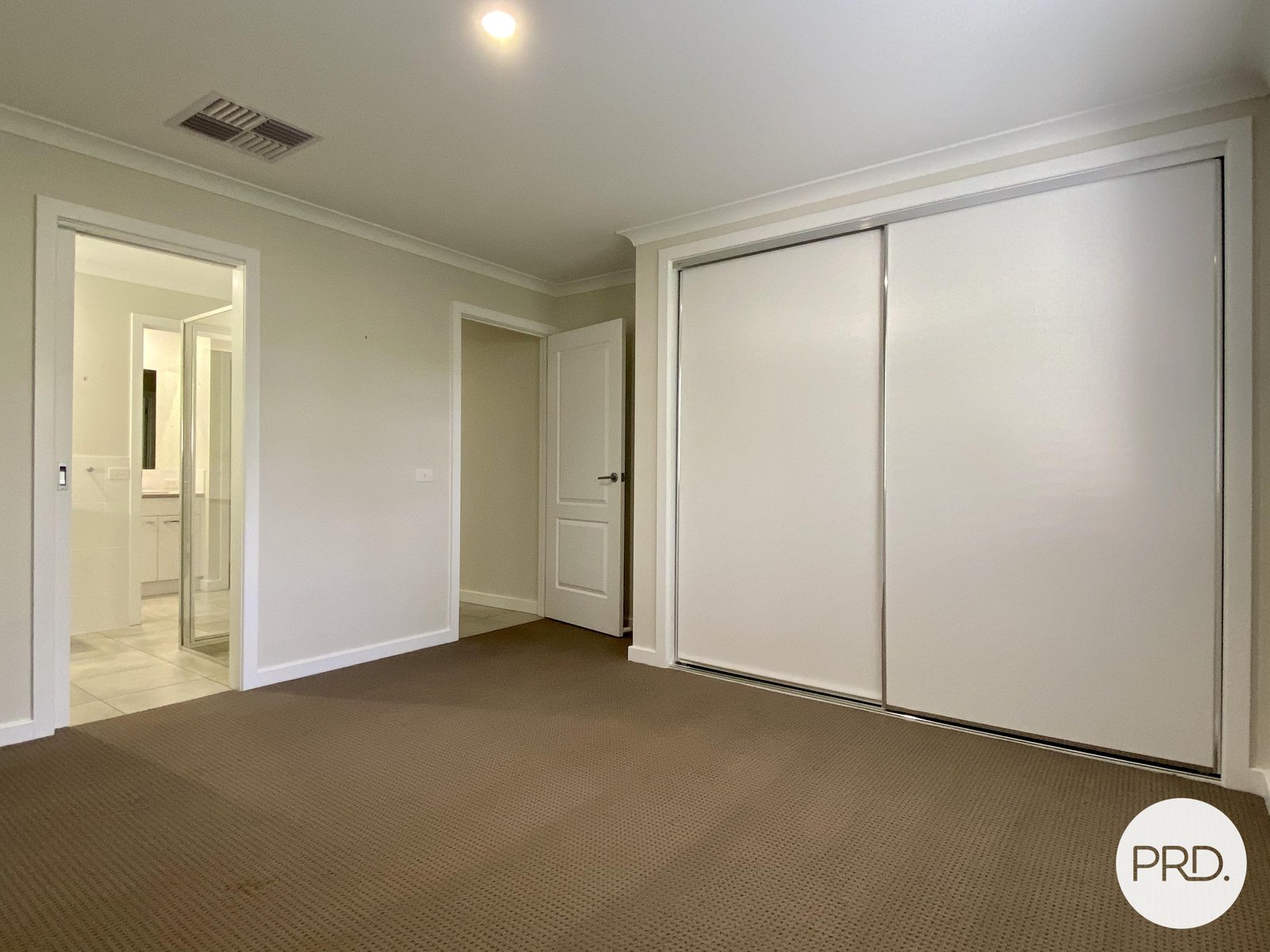 3/6 Annika Place NORTH ALBURY 6
