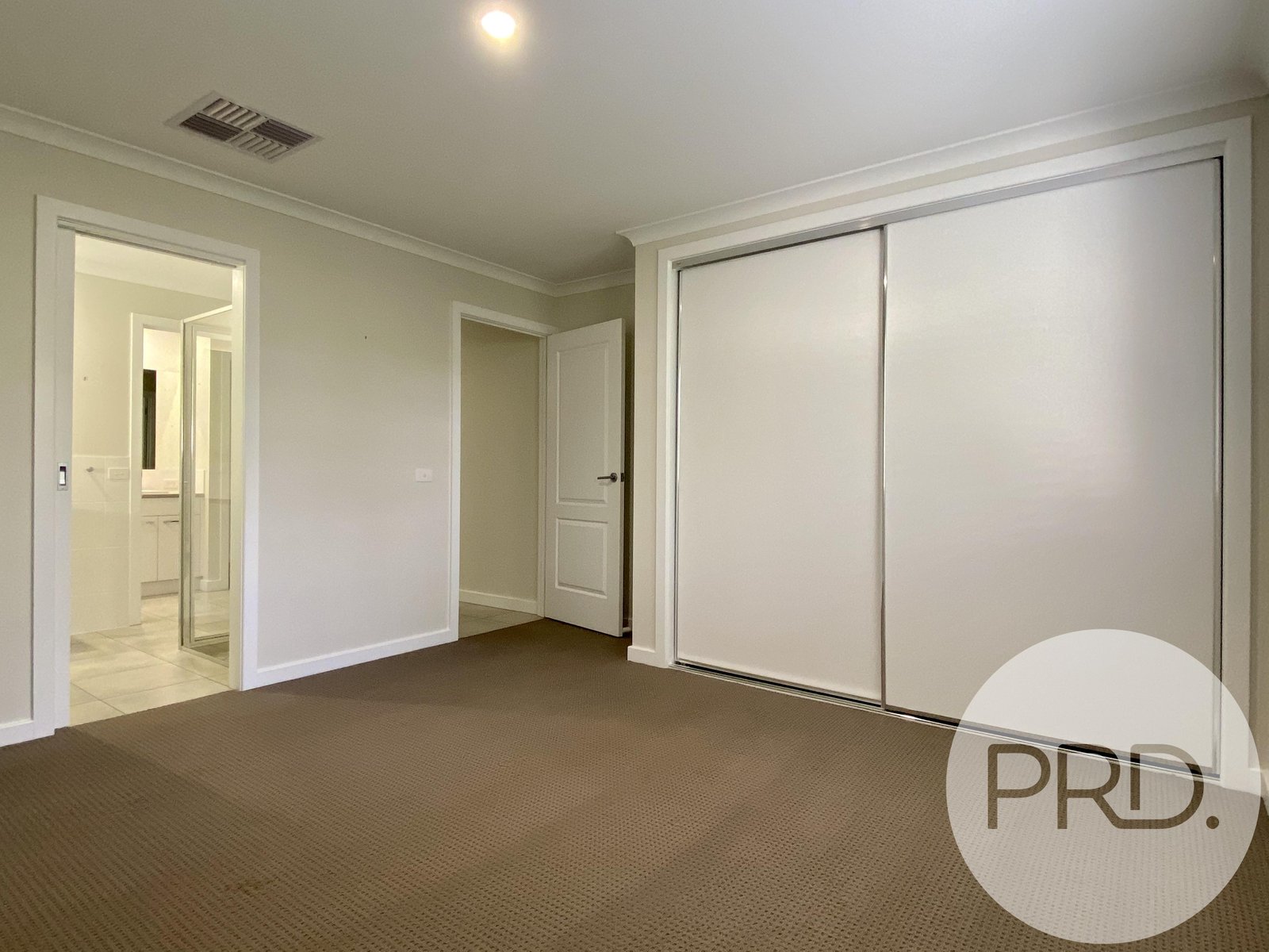 3/6 Annika Place NORTH ALBURY 8