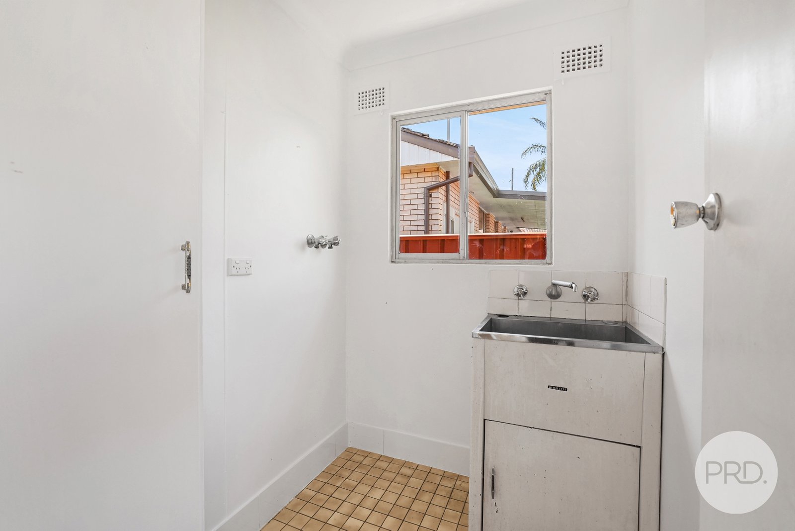 36 Arinya Street TAMWORTH 13
