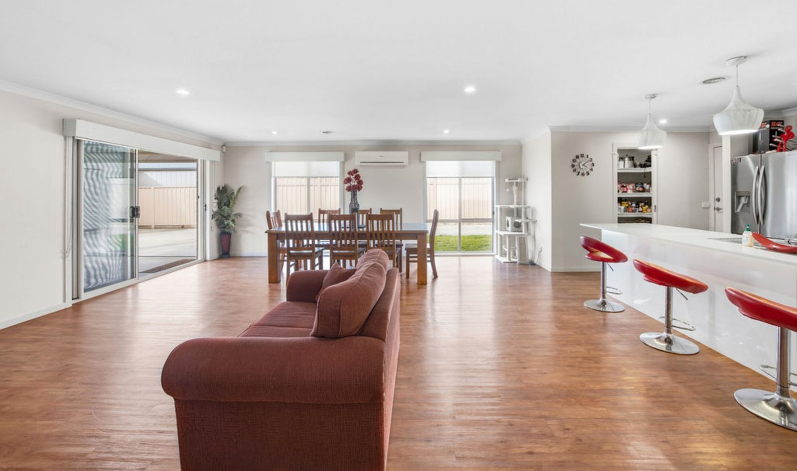 Gallery: 36 Ascot Gardens Drive