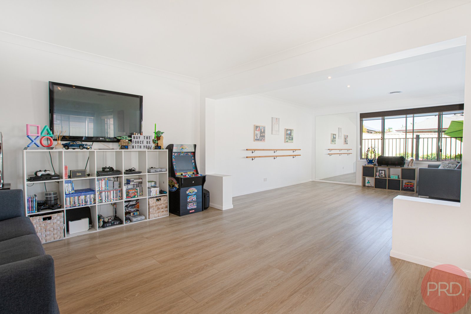 36 Avondale Drive THORNTON 9