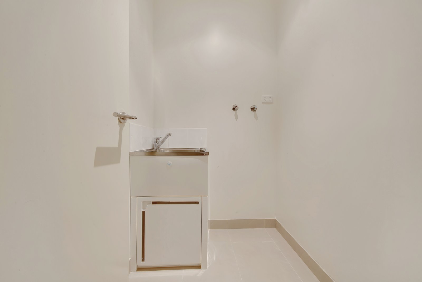 3/6 Beach Avenue TANNUM SANDS 10