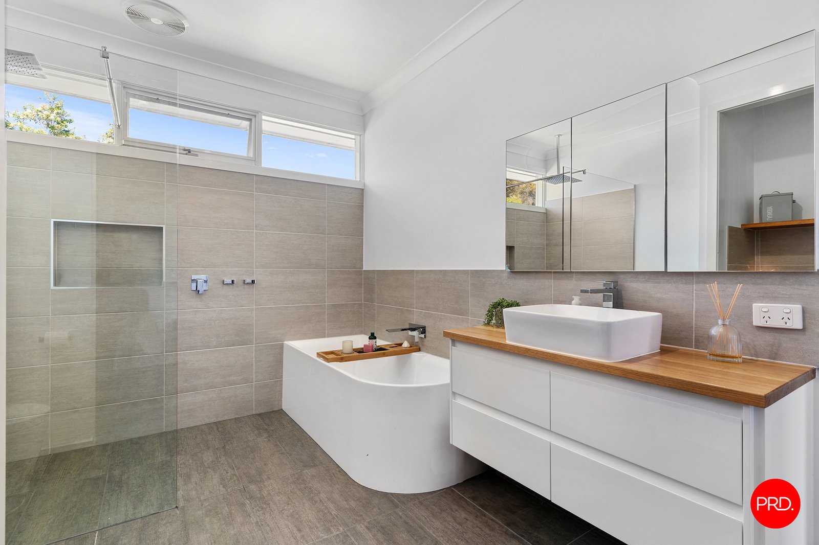 36 Benghasi Avenue GOLDEN SQUARE 13