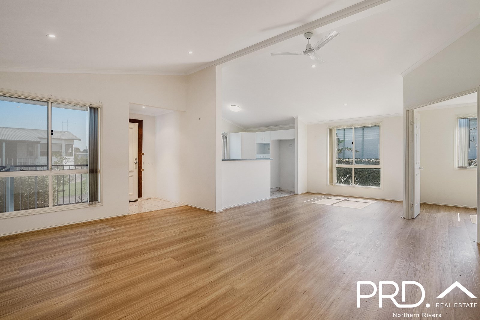 36 Blue Wren Way / 69 Light Street CASINO 2